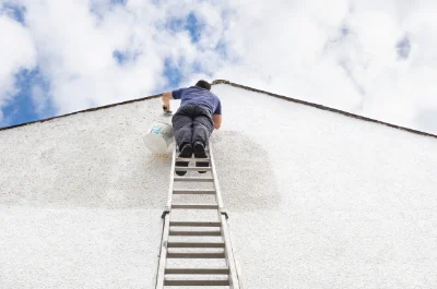 Peinture extérieure au Chay — façades et ravalement